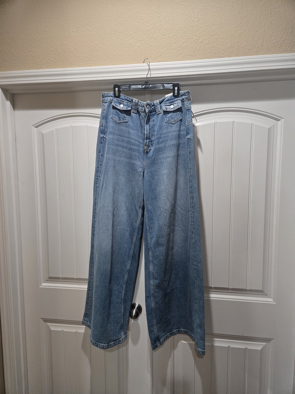 Free People Light Blue Wide-Leg High-Rise Jeans Size 32 NWT